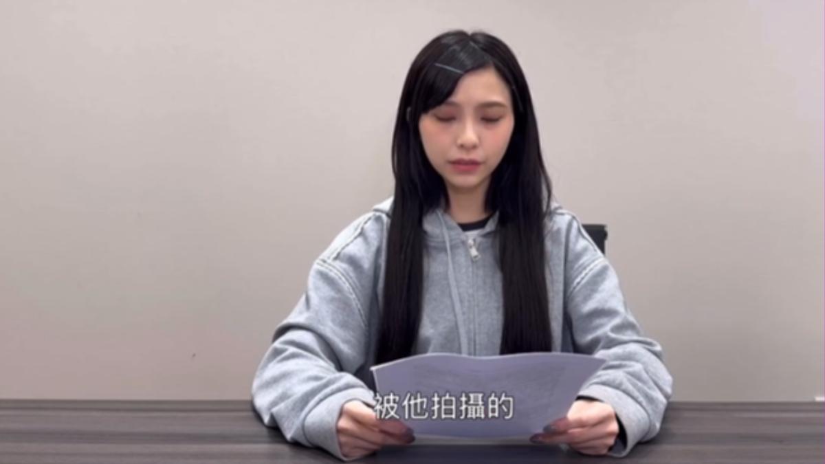 李芷霖澄清私密照是林庭謙所拍攝。(圖／翻攝自leelin0 IG）　