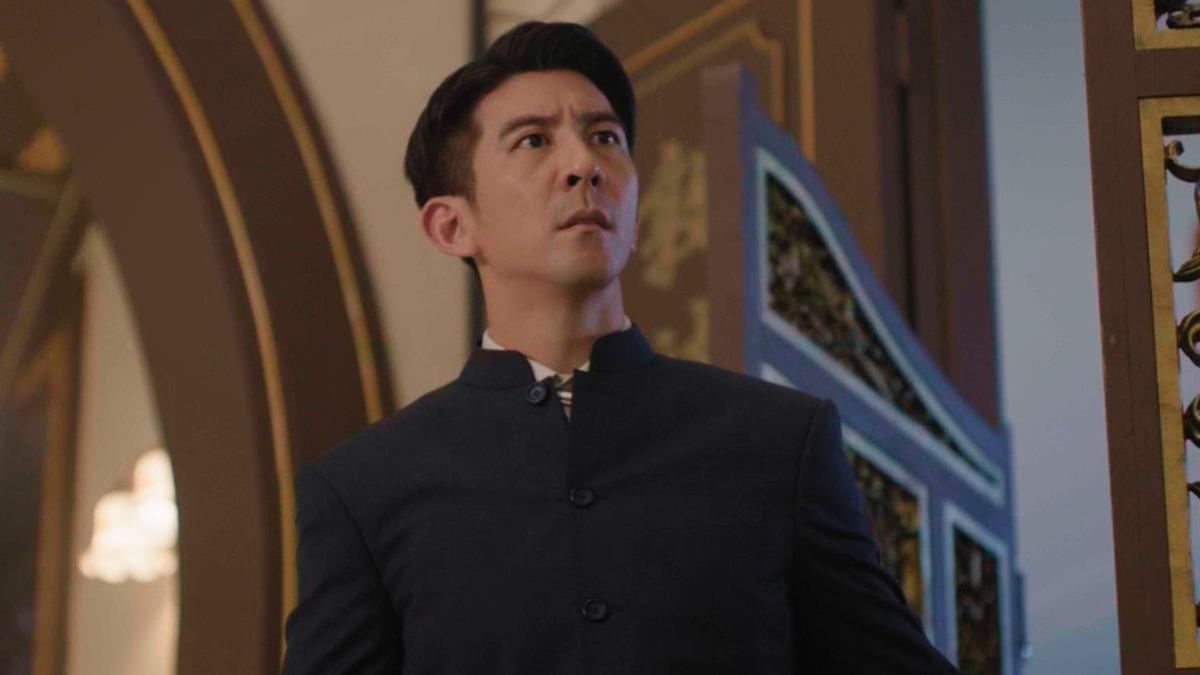 修杰楷在《小娘惹之翡翠山》飾演「張金河」。（圖／TVBS提供）