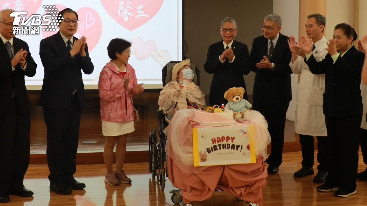 莊嘉慧的母親照顧她26年。（圖／TVBS）