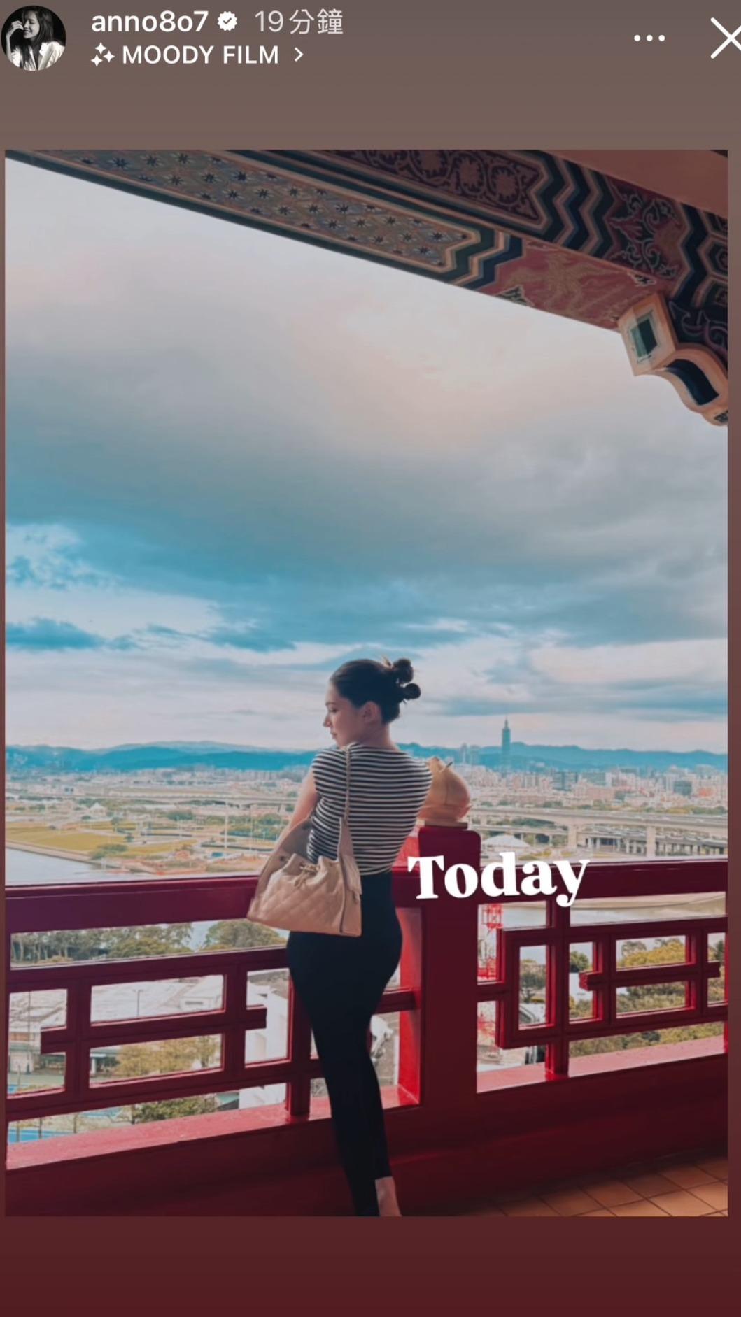 許瑋甯緊身衣難掩腰身。（圖／翻攝自許瑋甯IG）