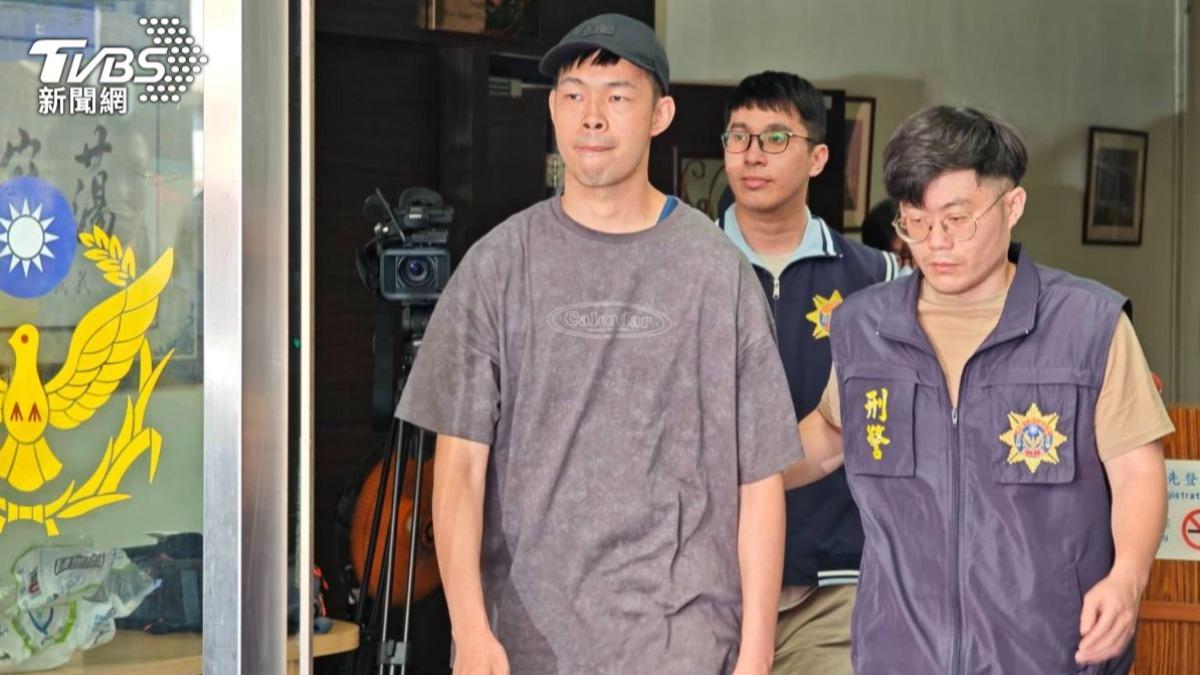 陳大天移送新北檢。（圖／張貴翔攝）