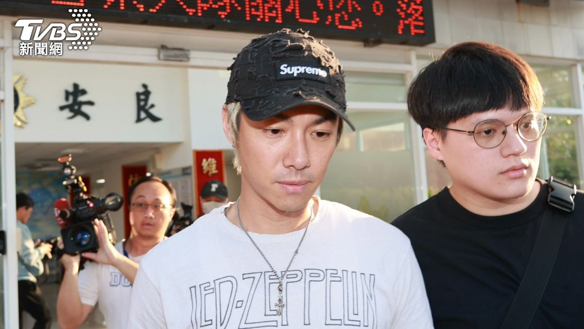 陳信維被移送新北地檢署複訊。（圖／潘建樺攝）
