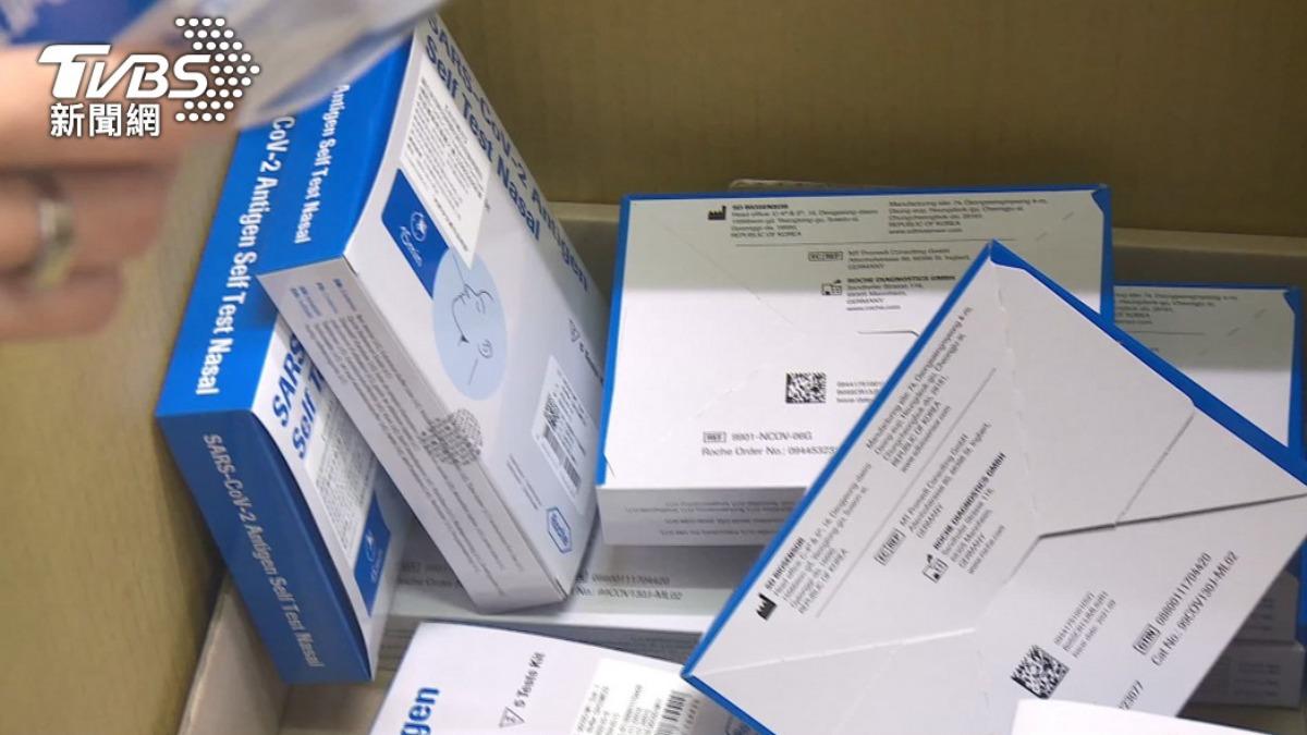 新冠疫情升溫快篩哪裡買？疾管署重啟「防疫專區」彙整販售通路