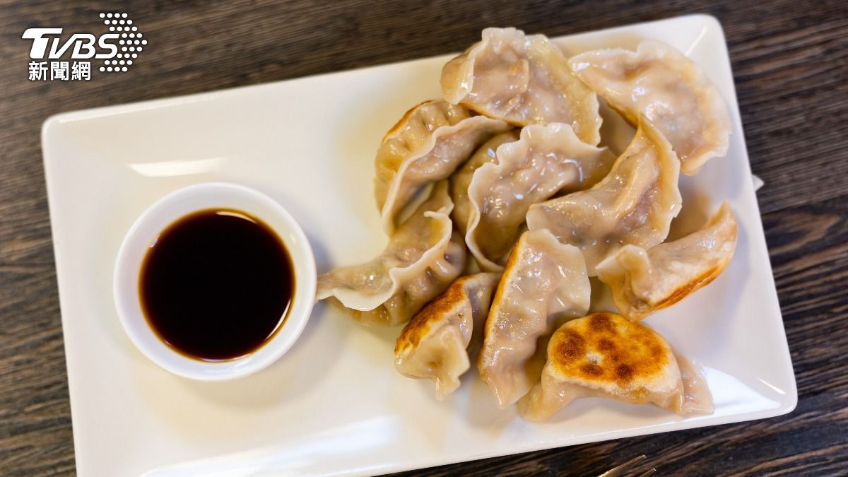隨著物價上漲，市面上的連鎖品牌水餃也越來越貴。（示意圖，與本事件無關／shutterstock達志影像）