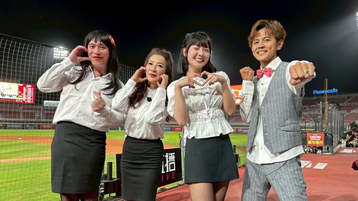 阿翔（右起）、籃籃、楊繡惠、無尊體驗啦啦隊應援。（圖／民視提供）