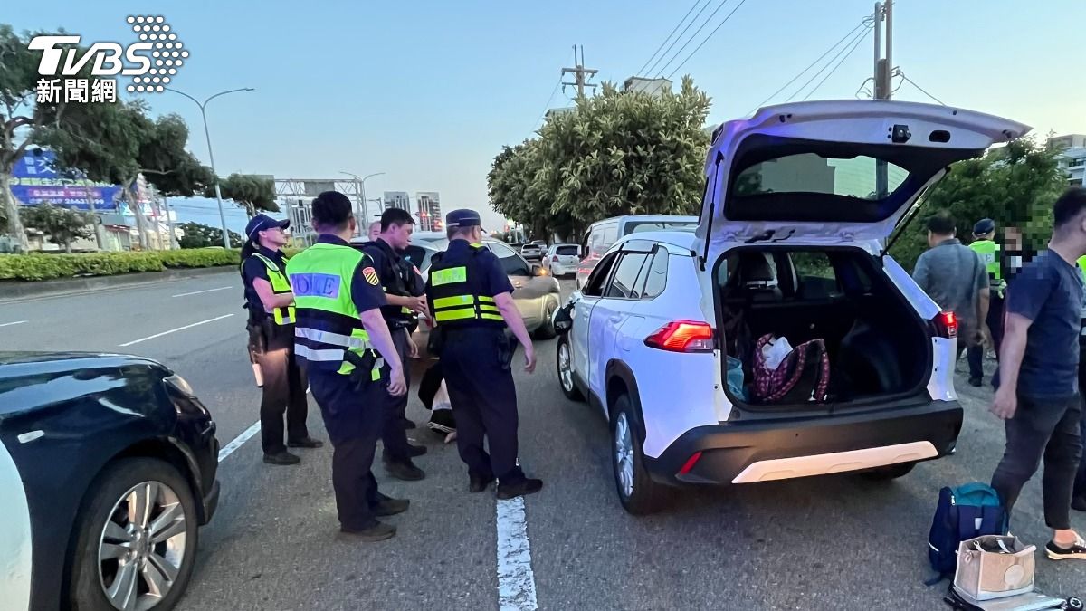 林男的車內也被搜出毒品。（圖／TVBS）