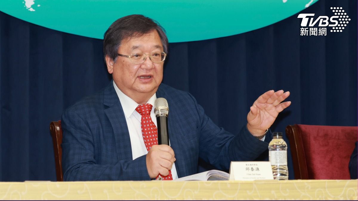 邱泰源今晚率團前往日內瓦。（圖／潘建樺攝）