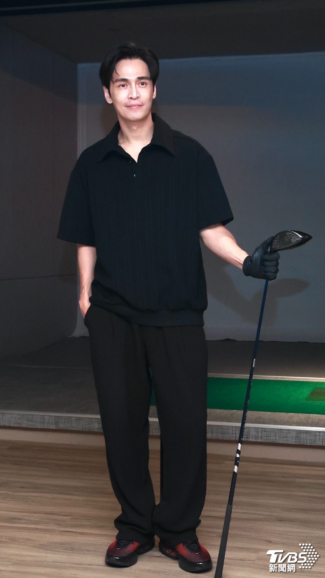 GINO膝蓋退化。（圖／黃城碩攝）