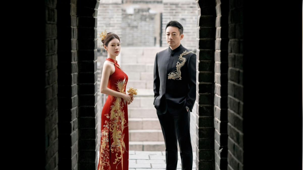 「菲常梅好」婚禮曝光！汪小菲「北京娶妻」3套婚紗公開　張蘭露面「視訊葛斯齊」