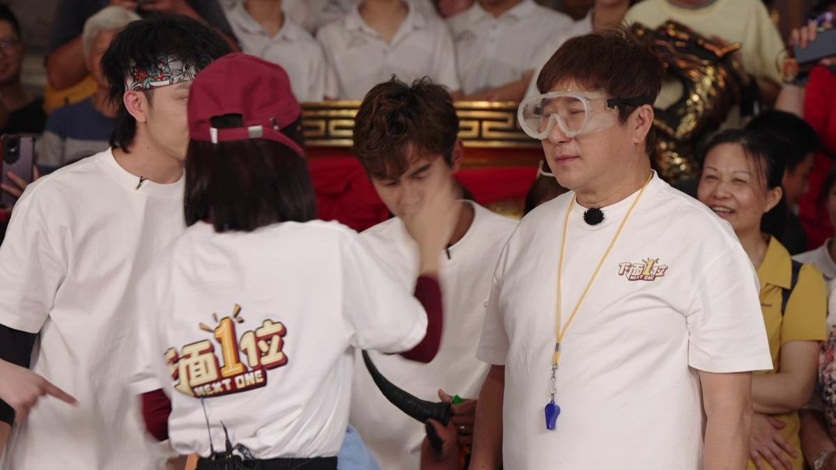 胡瓜挑戰遊戲。（圖／民視提供）