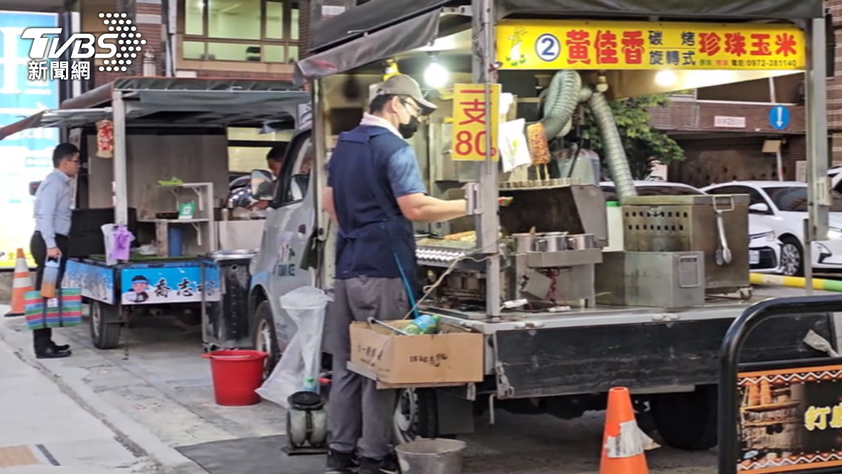新型態餐車　不選黃金店面　租停車場擺攤賺