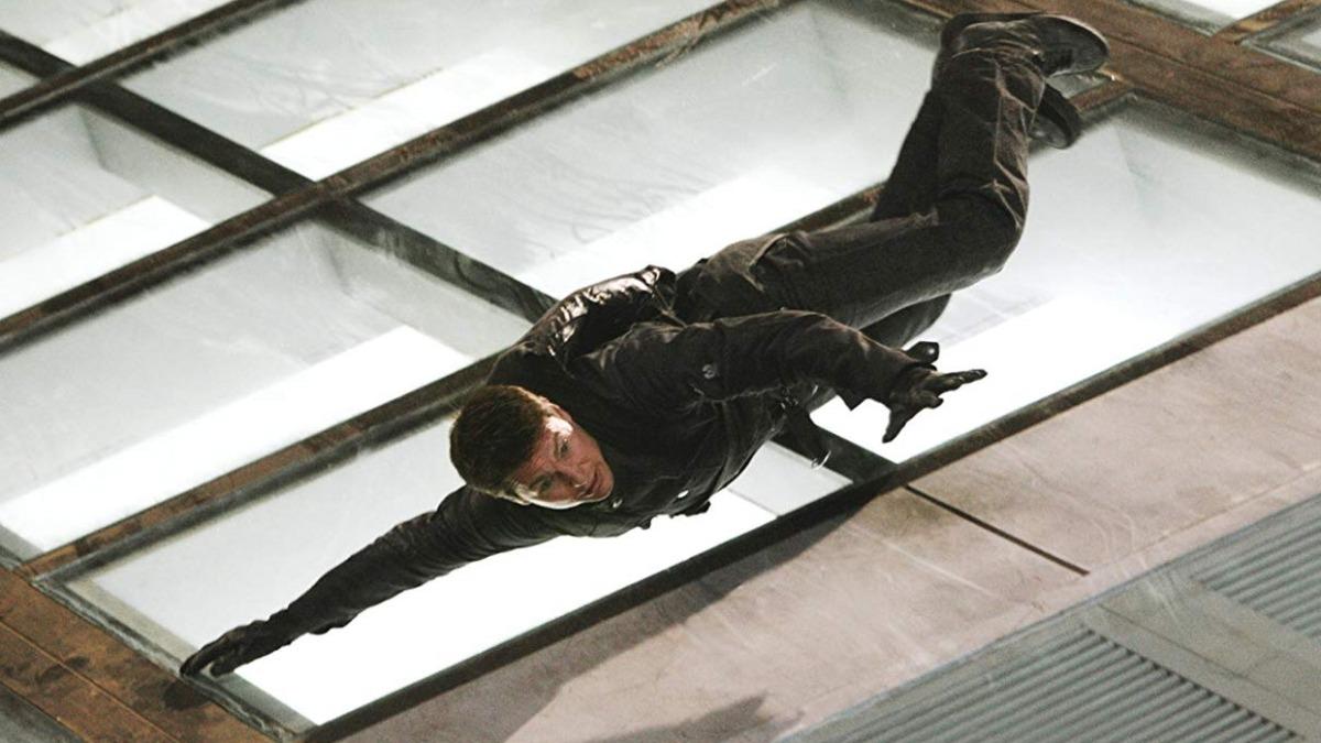 《不可能的任務3》跳上海摩天大樓。（圖／翻攝自X）