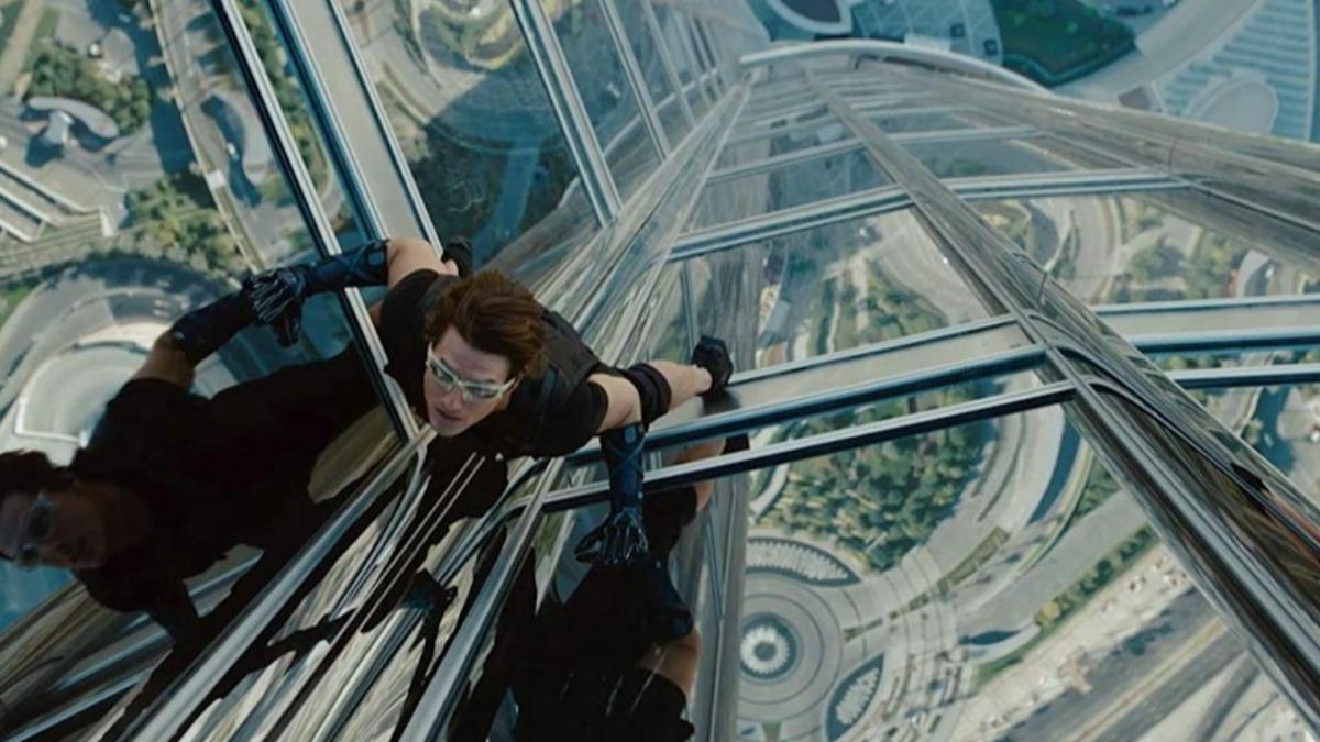 《不可能的任務：鬼影行動》爬杜拜塔。（圖／UIP提供）