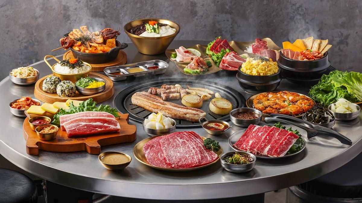 王品旗下首家韓式烤肉「金咕친구 韓式原塊烤肉」重磅推出全新特色烤肉系列。(圖/TVBS)
