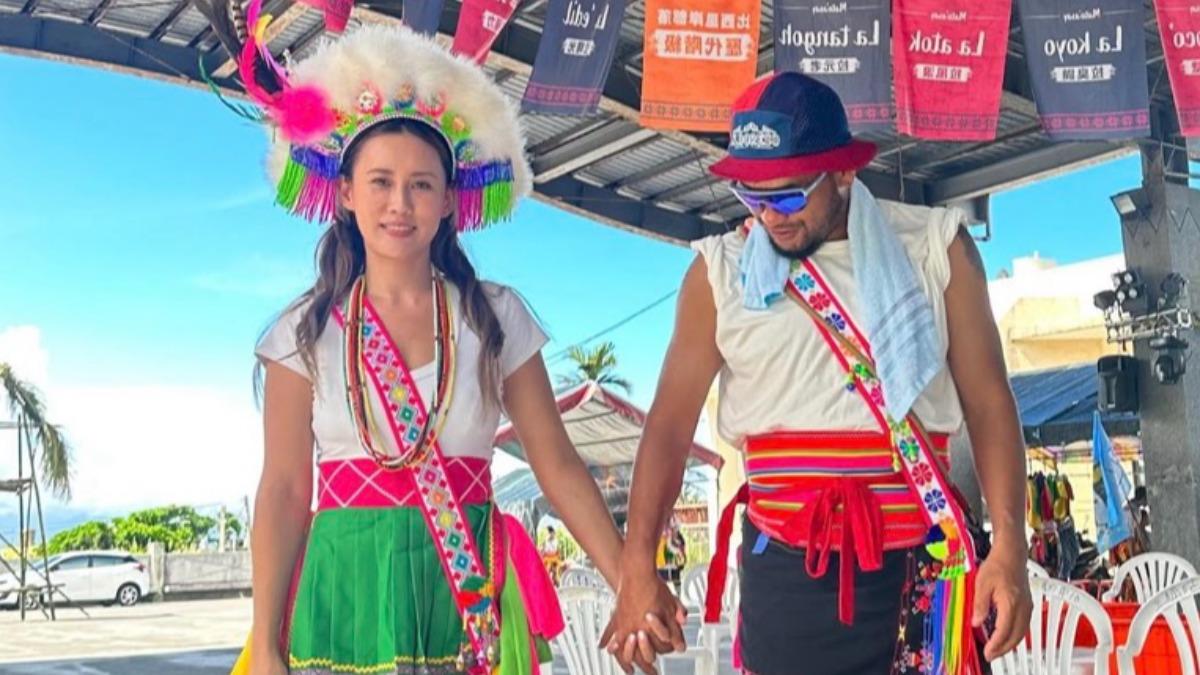 張震嶽（右）和老婆感情相當好。（圖／翻攝自張震嶽臉書）