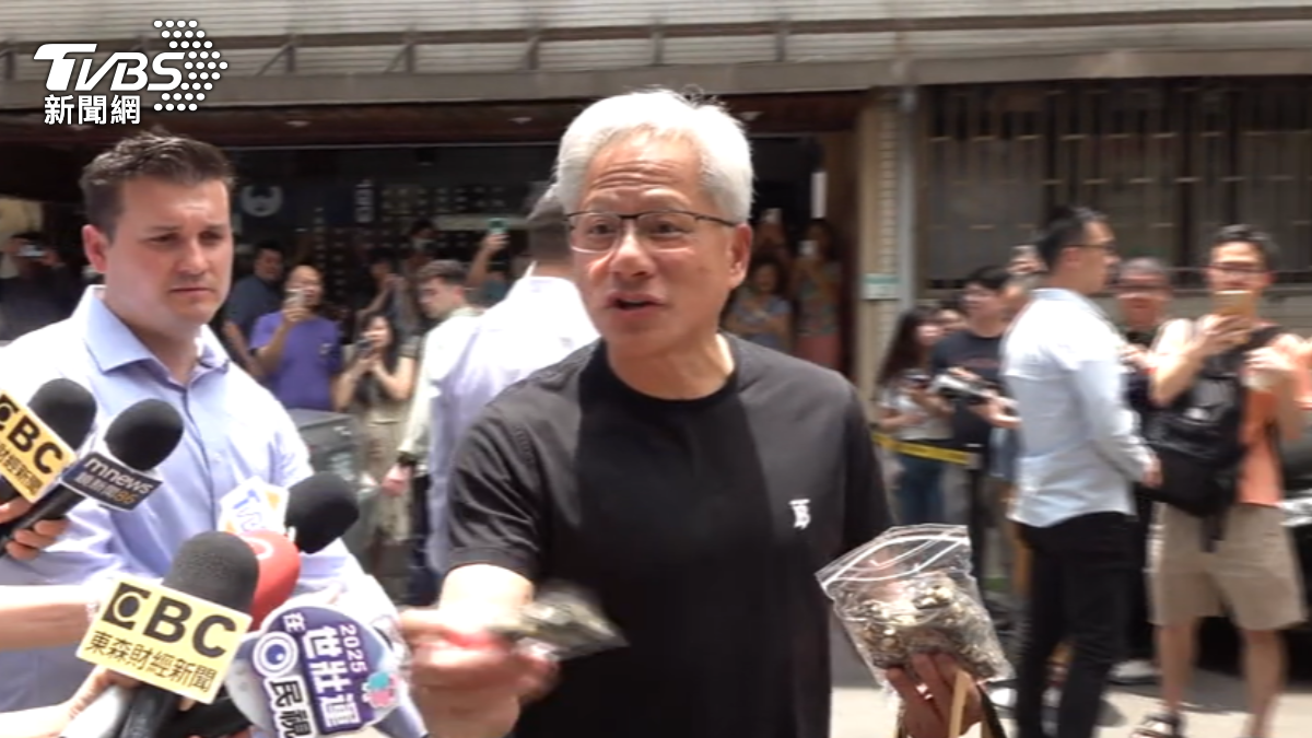 黃仁勳牛肉麵「愛半筋半肉」　午餐半小時快閃