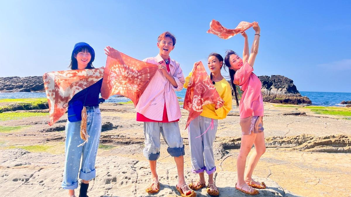 阿翔、籃籃、楊繡惠、張家瑋出外景。（圖／民視提供）