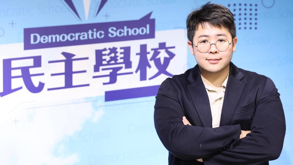 國民黨立委羅智強辦公室主任陳冠安。（圖／翻攝粉專）