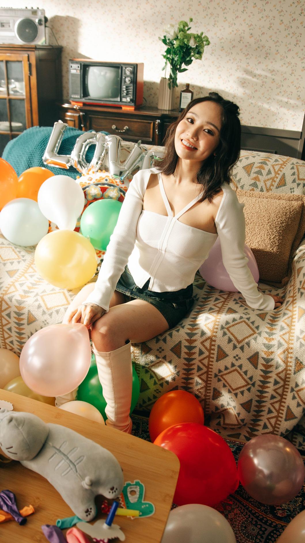 陳芳語將舉辦新專輯聽說會直播活動。（圖／陶山音樂提供）