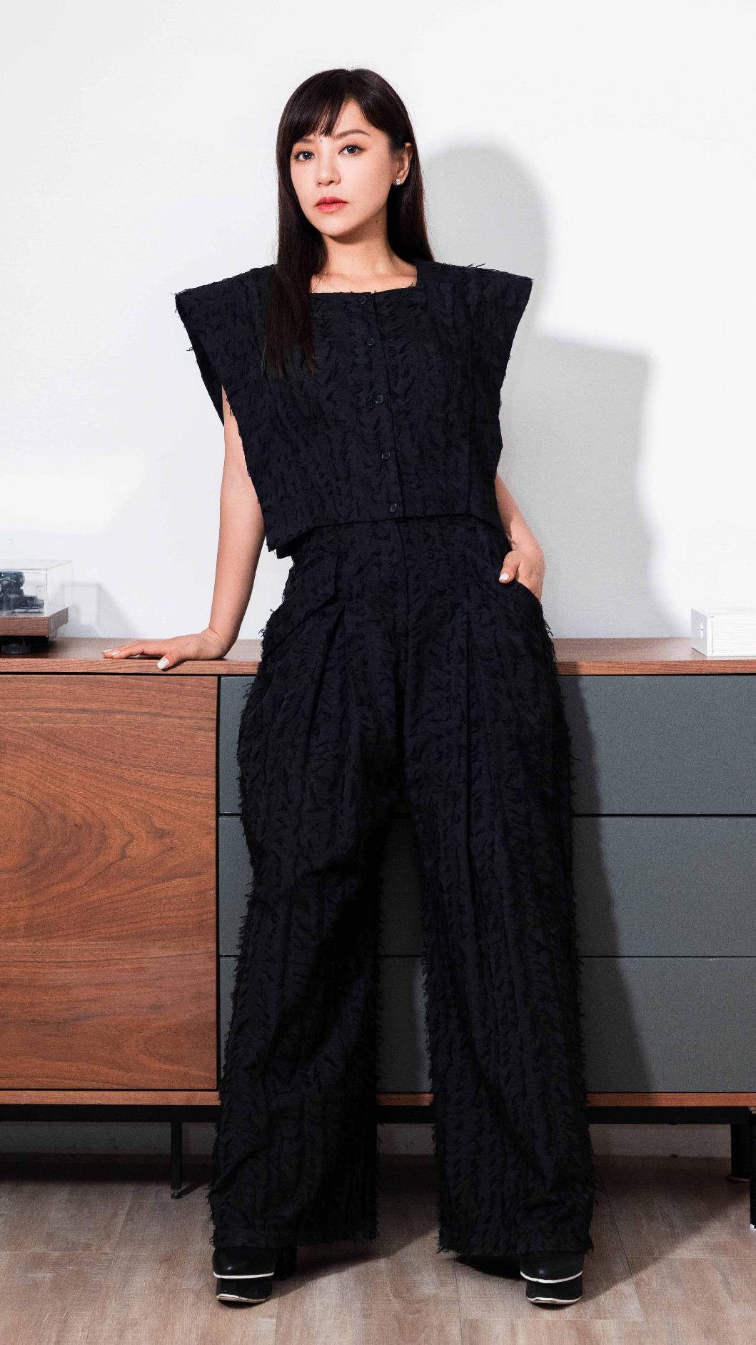 丁噹唱紅許多OST，首首都是歌迷心頭好。（圖／相信音樂提供）