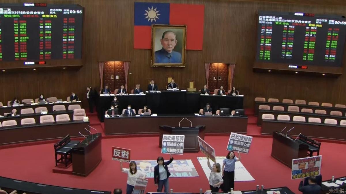 不准政院刪地方補助款25%！　立院表決通過「立即足額撥付」