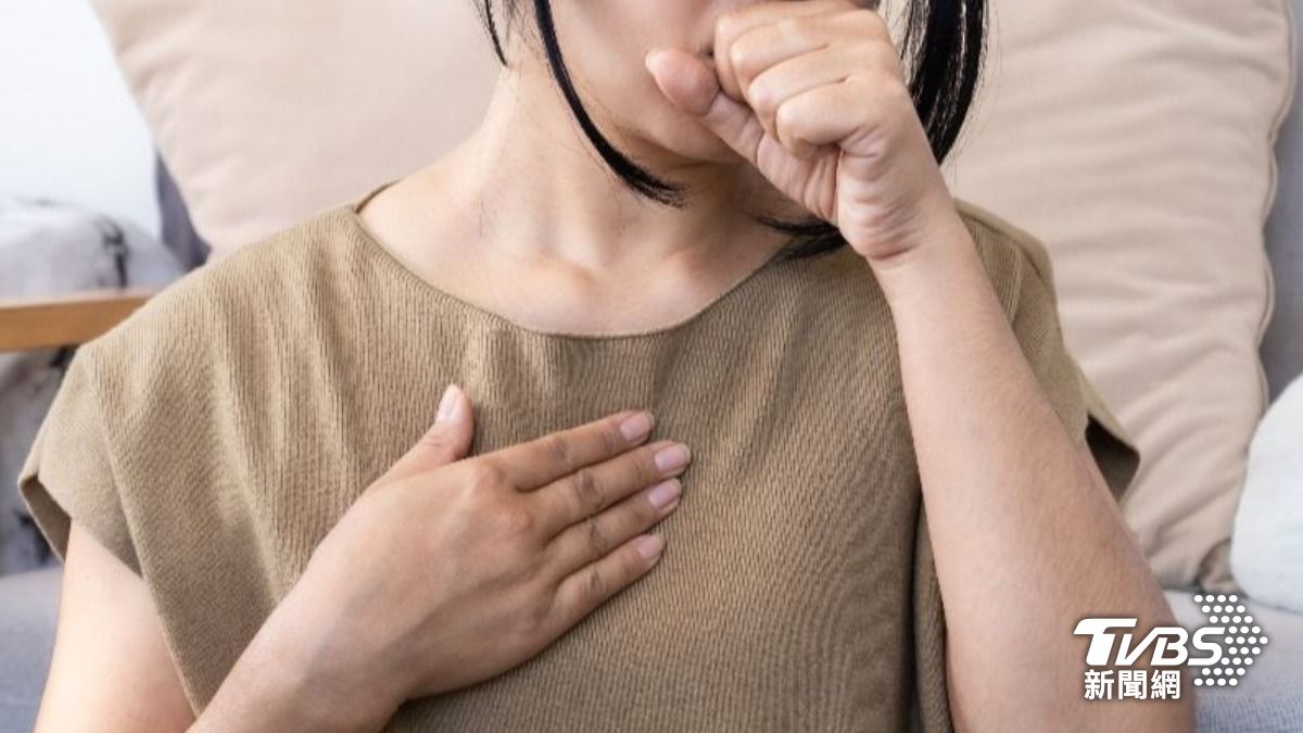 27歲陸女「冒1症狀」！1年後驚確診肺癌　醫搖頭：早該來了