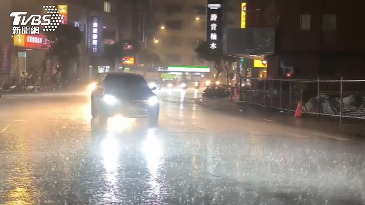 鋒面雨狂炸！台中「短延時豪雨」豐原破130毫米