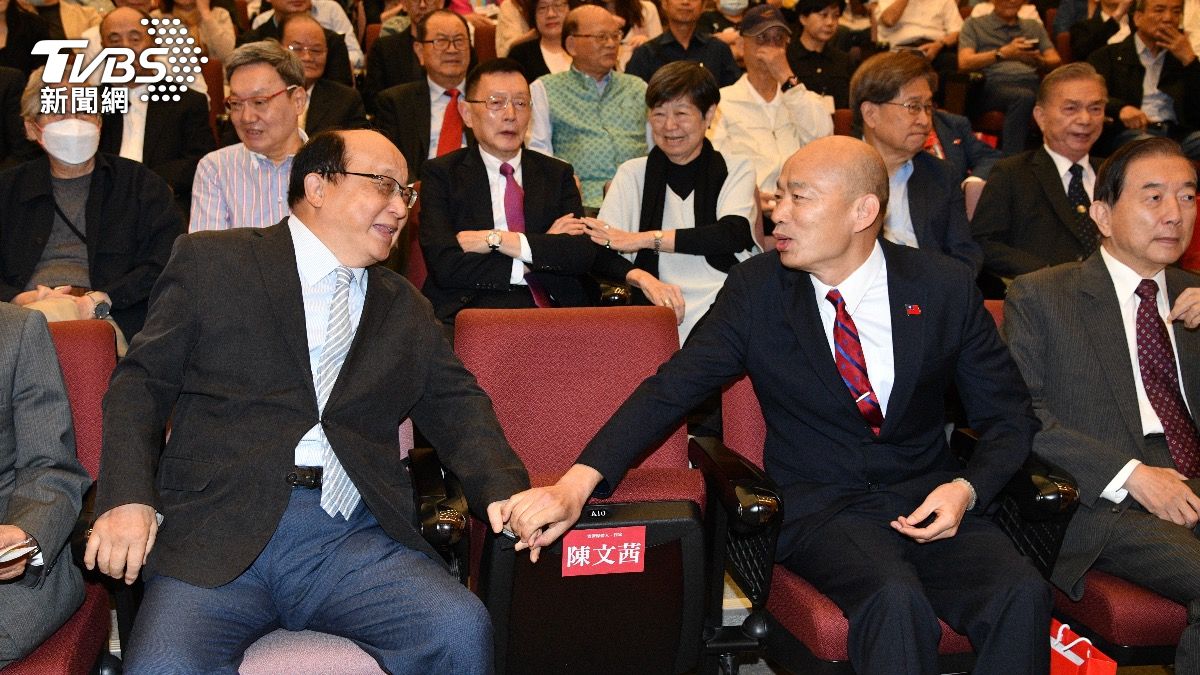 「男人的價值不在頭上幾根毛」　韓國瑜狂酸：看不到柯建銘努力
