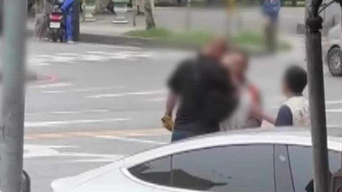 冤家路窄！偶遇昔行車糾紛　仇人再爆衝突