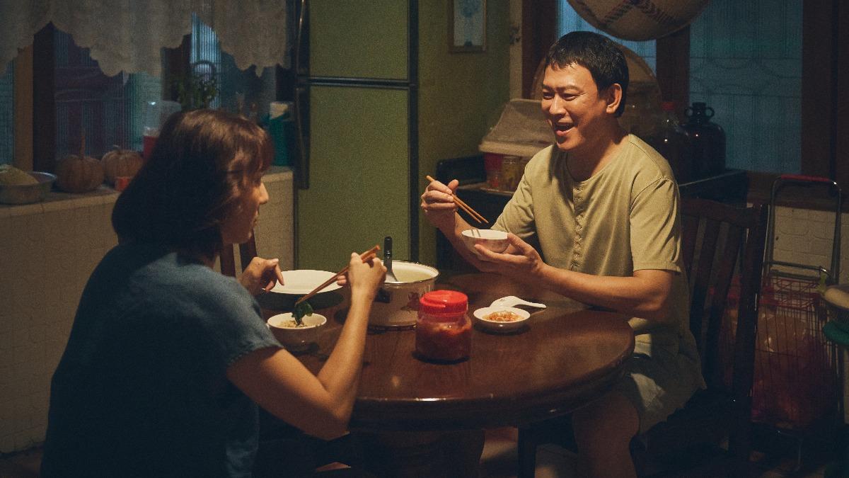 《成功路上》王識賢（右）太暖心，張詩盈甜喊「我才會選你」。（圖／華視提供）