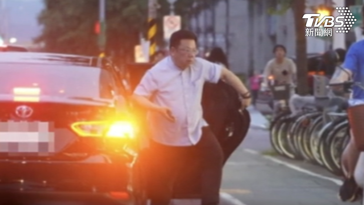 公器私用？李俊俋派「監院公務車」送愛犬美容