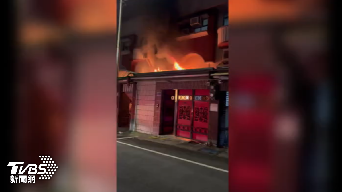 卡式爐煮食爆火　屋主「蓋棉被」滅不了驚逃