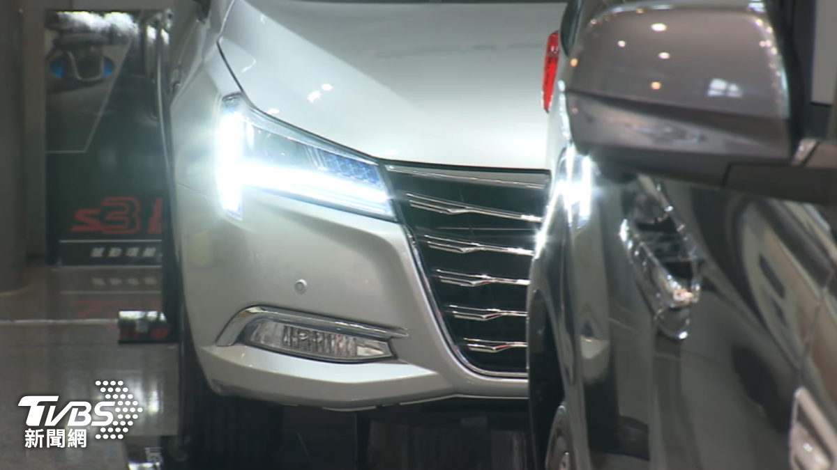 擬降「電動車關稅」至12.5%　達人：車價估少10萬