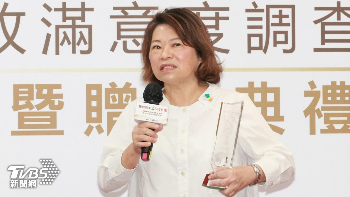 黃敏惠沒放假被罵爆！嘉義市「今早沒風雨」　網秒改口狂讚：勇神英明