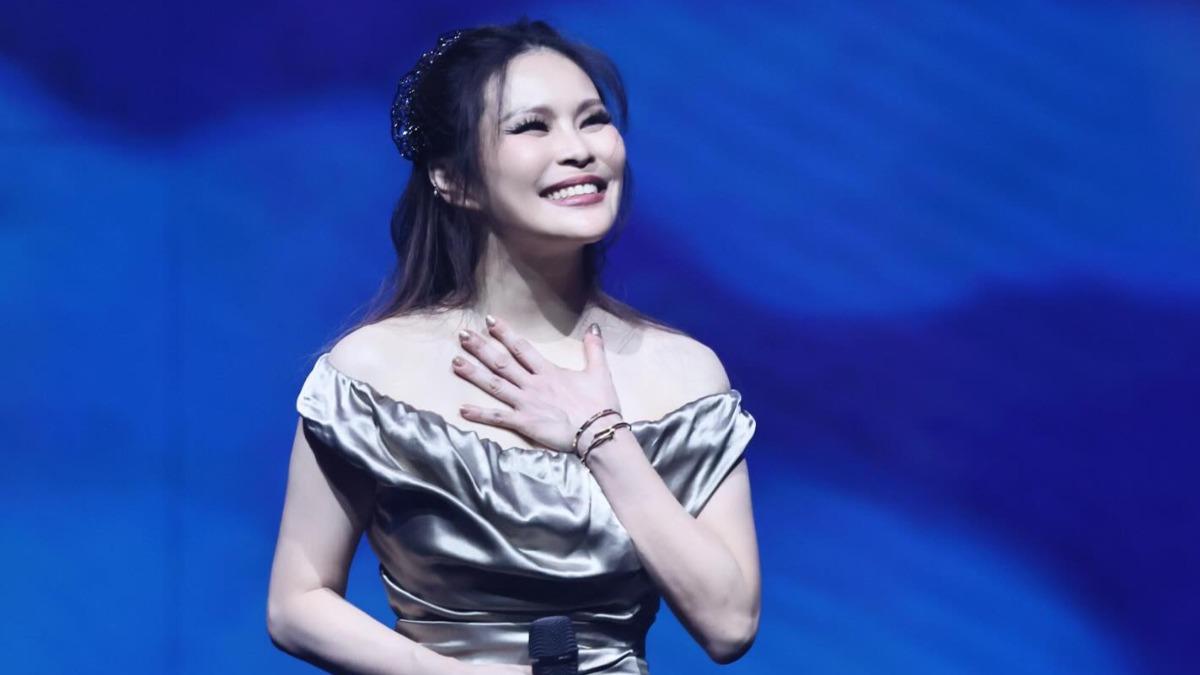 周蕙坦言沒意識到身體有異樣，也提醒大家要愛自己。（圖／翻攝自周蕙臉書）