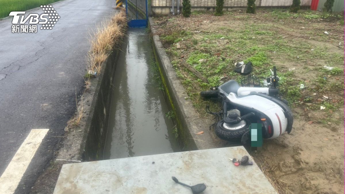 彰化婦失蹤1天…騎車疑自撞倒田邊　警消救援驚見她已陳屍水溝