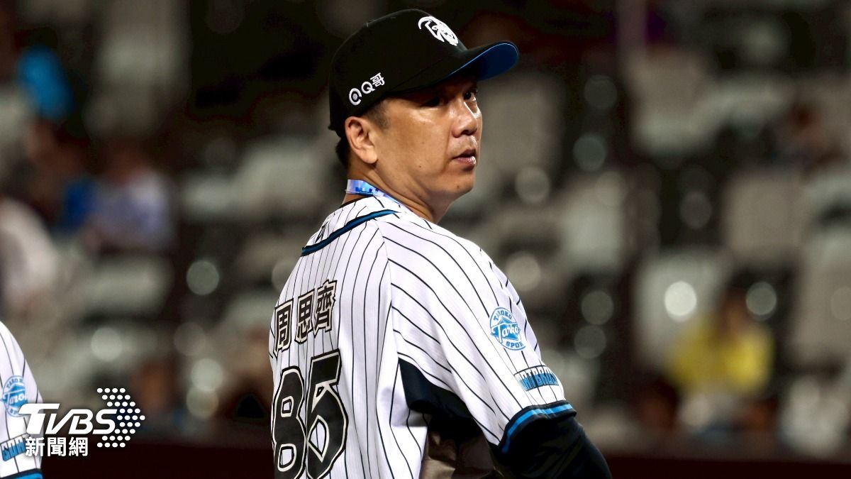 退役球星周思齊參加世壯運棒球。（圖／華子琛攝）