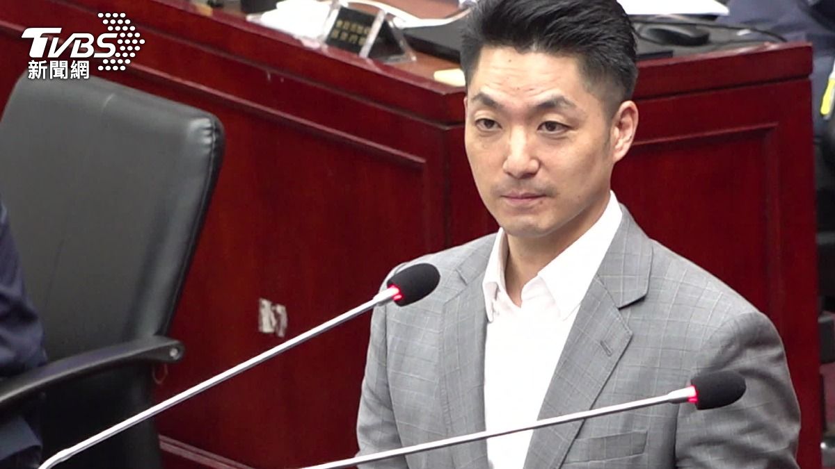 驚奇變驚嚇？　台北地下街暗藏「18禁扭蛋」