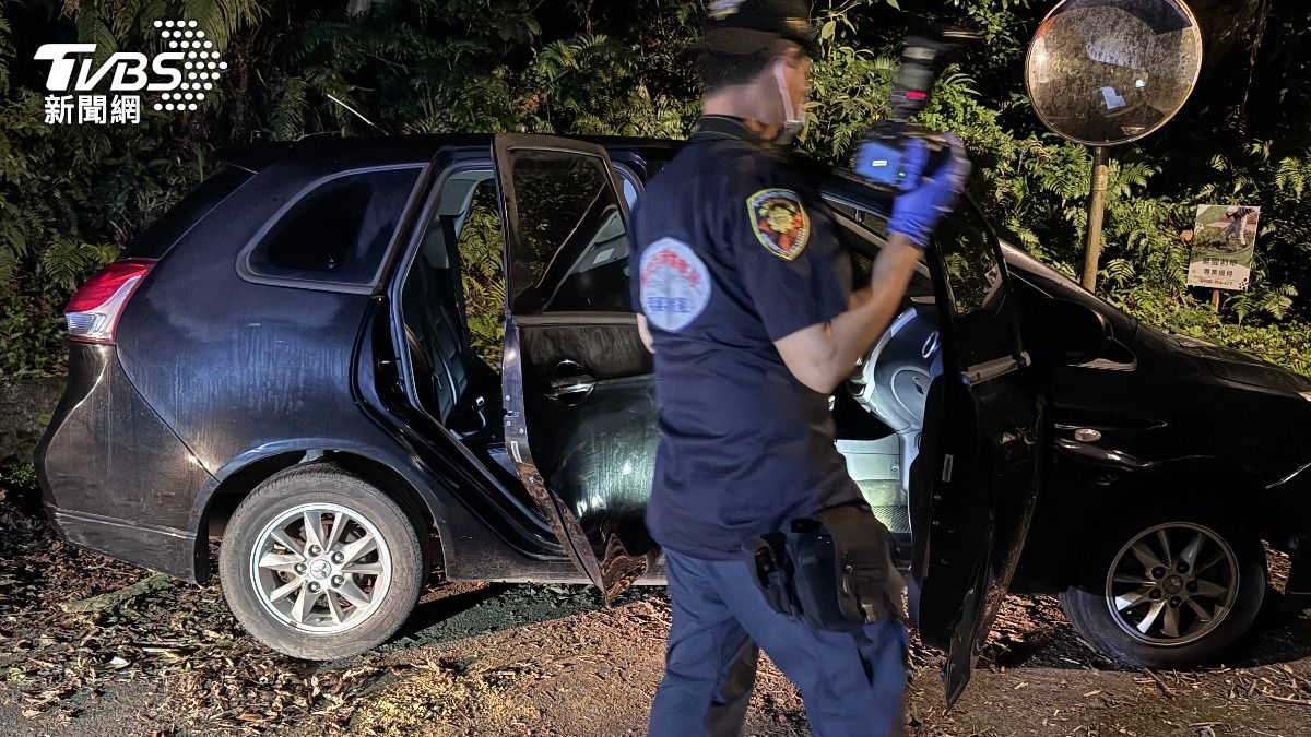 警方查獲作案贓車。(圖/TVBS)