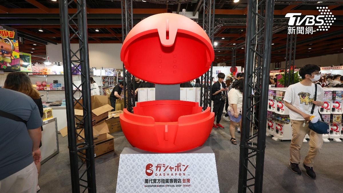 扭蛋專賣店展出，現場陳列多種人氣扭蛋。（圖／華子琛攝）