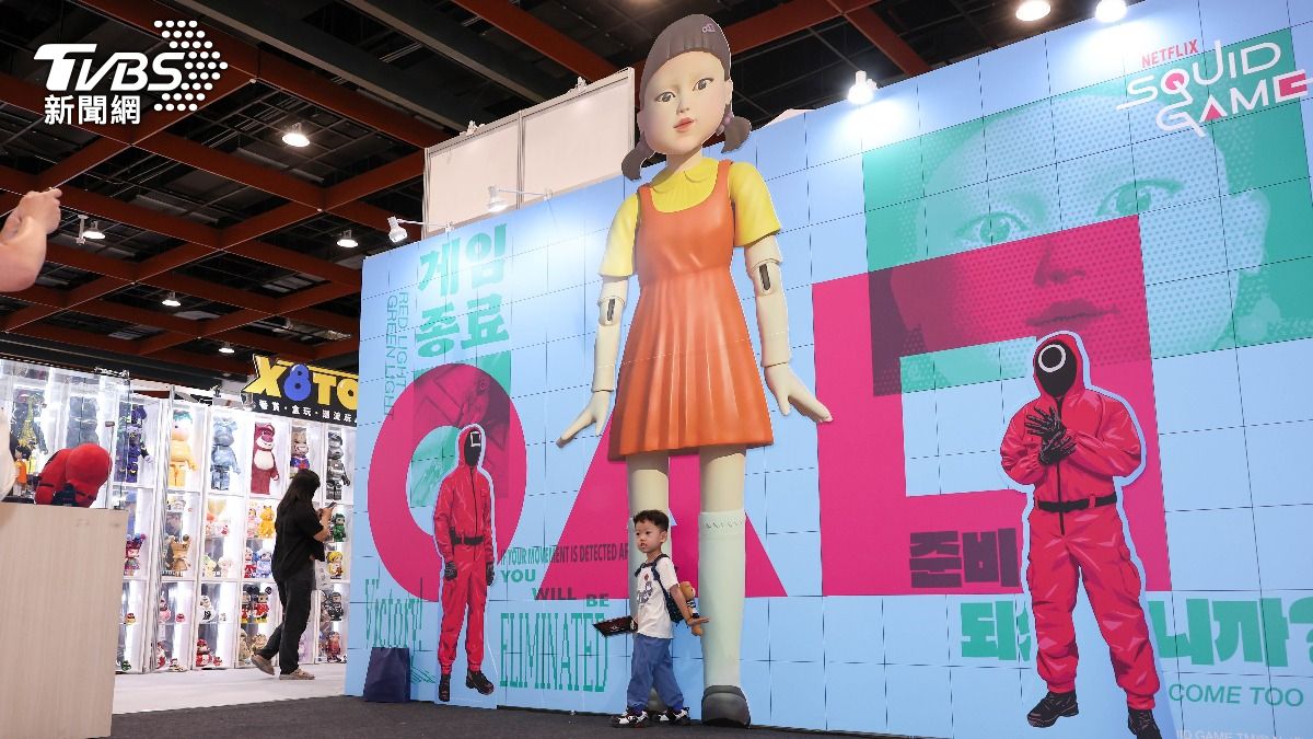 人氣IP「魷魚遊戲」拍照區。（圖／華子琛攝）