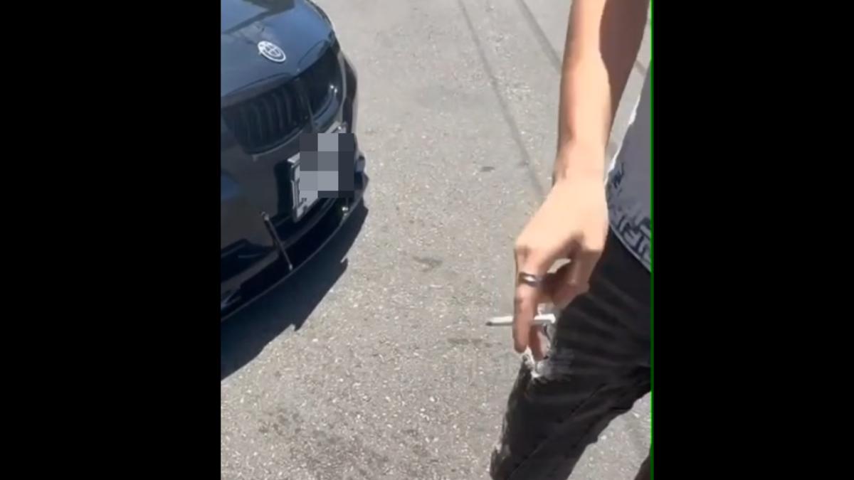 男駕駛下車理論。（圖／黑色豪門）