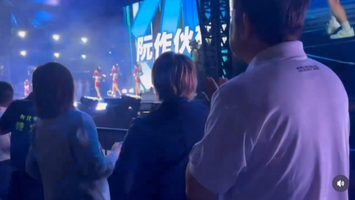 世壯運閉幕演出過程將歌詞中「台灣」消音。（圖／翻攝自黃淑君threads）