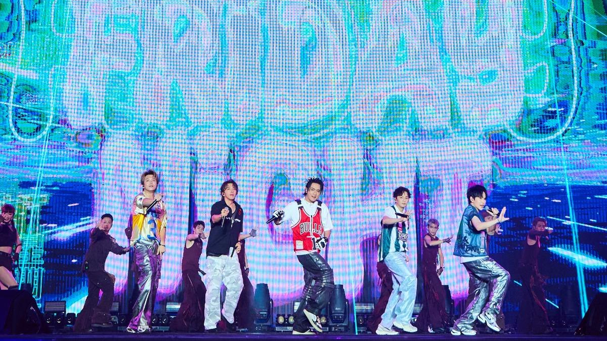超越16蹲！Energy再推「奔馳舞蹈」：為馬年超前部署