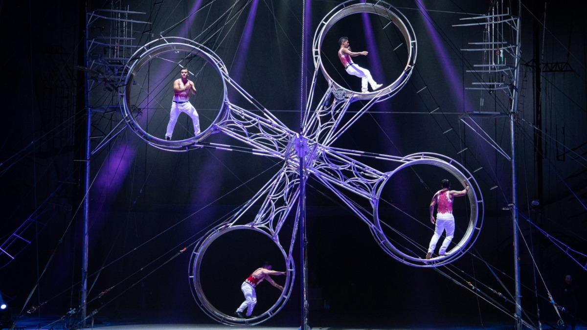 命運之輪視覺效果相當震撼。（圖／寬宏藝術提供）