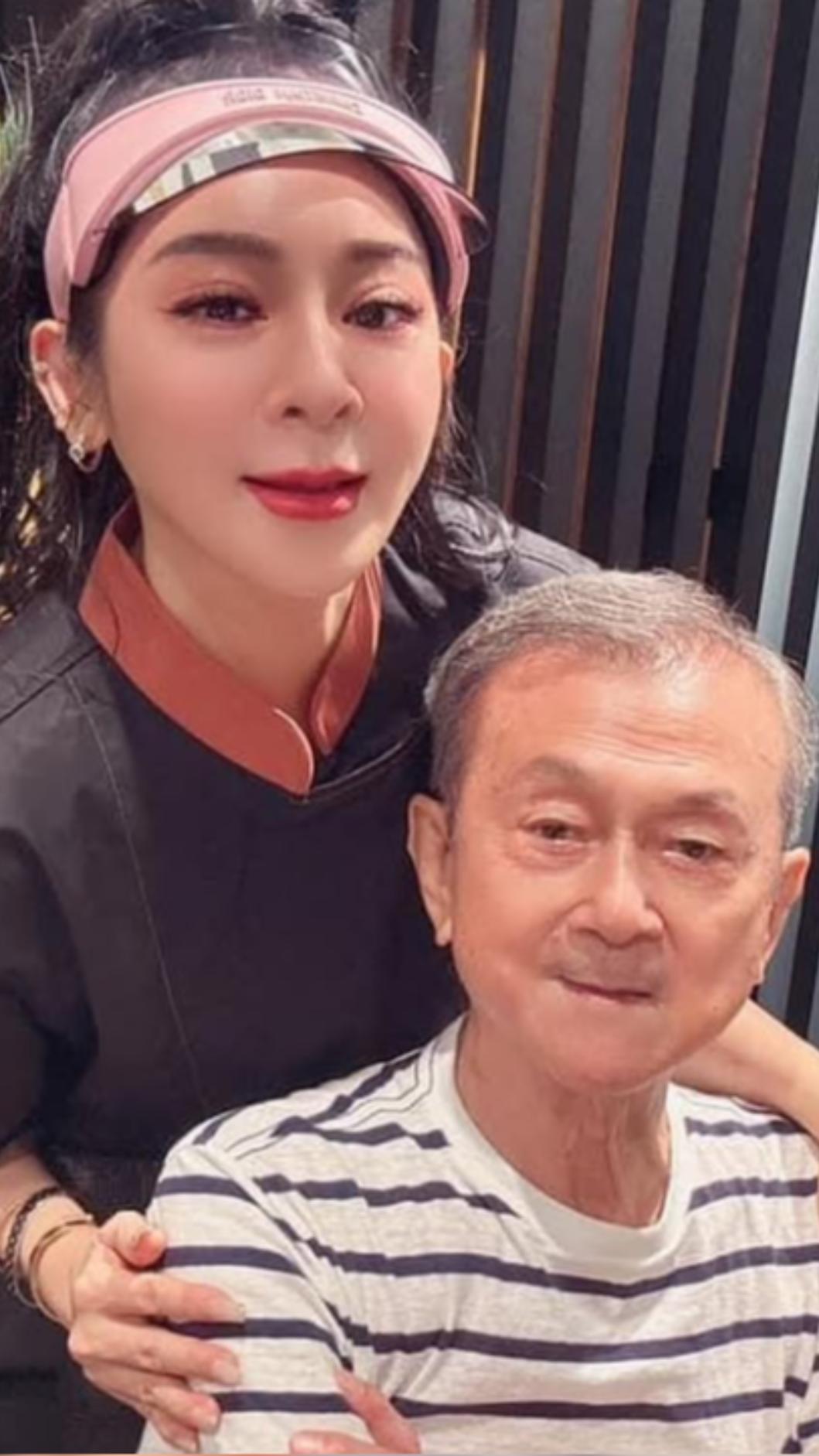 王彩樺每回家鄉台南都會分享與爸爸的相處點滴。（圖／翻攝自IG）