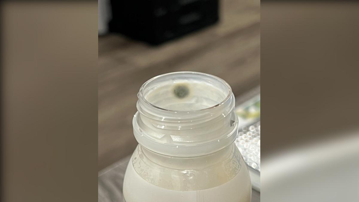 即期品也發霉？　超商買優格驚見長霉 消費者退貨店家退款