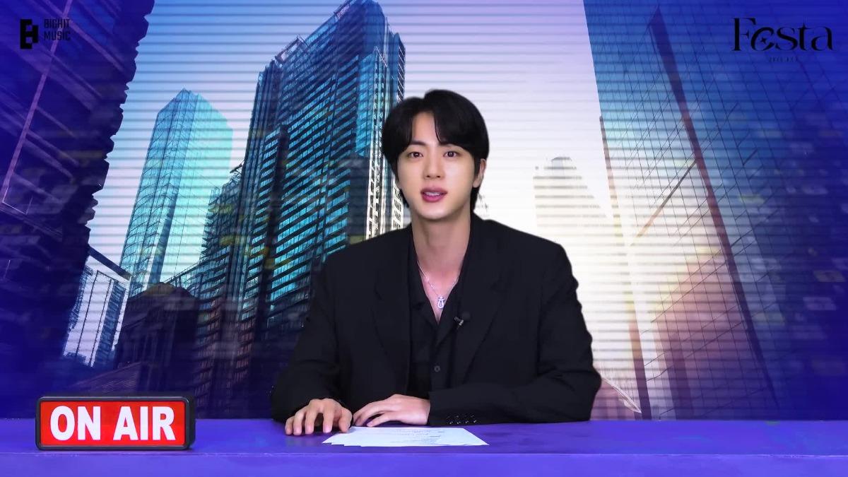 BTS將迎12周年全員退伍！無預警「頭條新聞」　JIN化身主播連線記者j-hope
