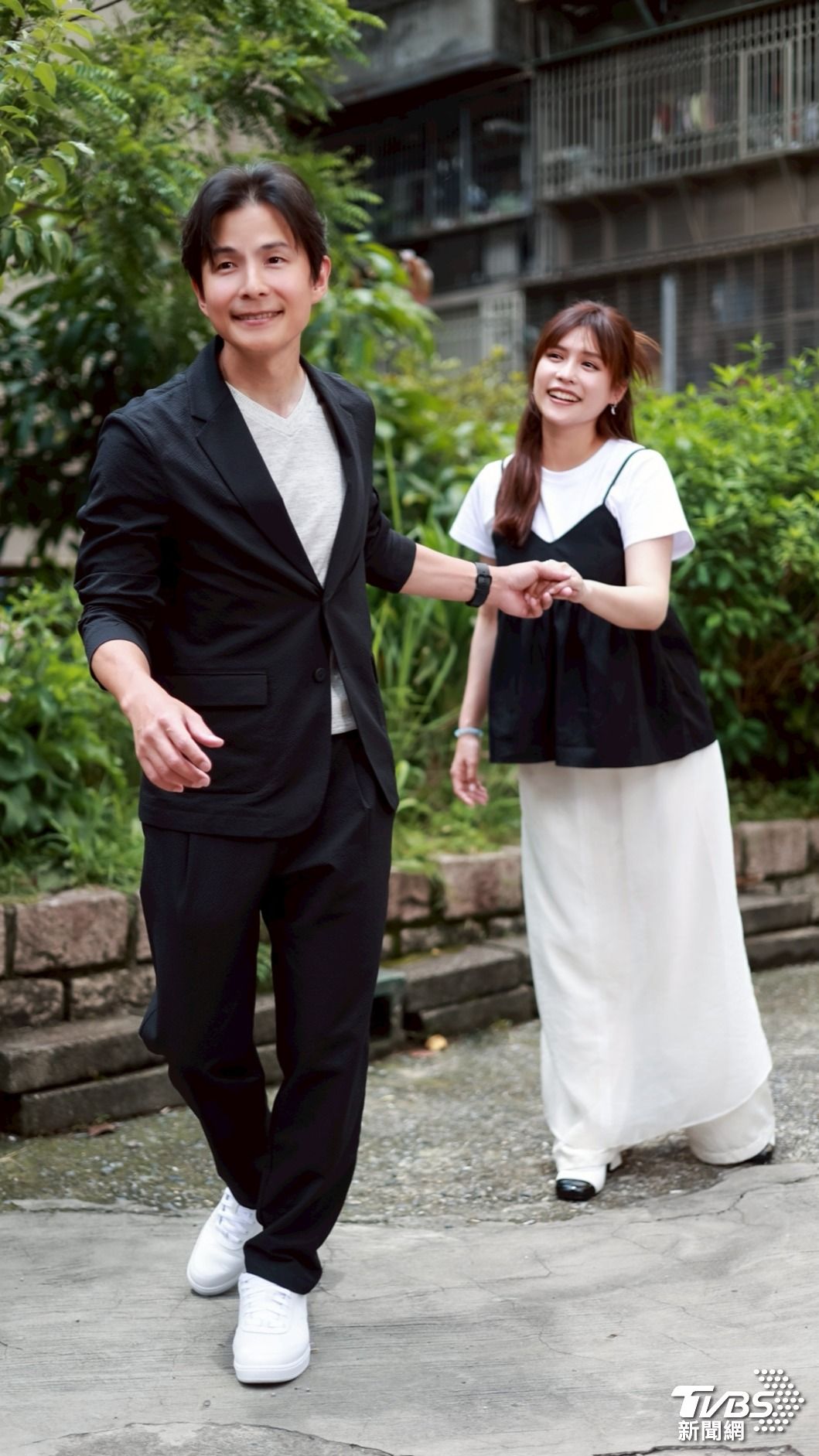 孫協志與夏宇童受訪分享新婚生活。（圖／趙世平攝）