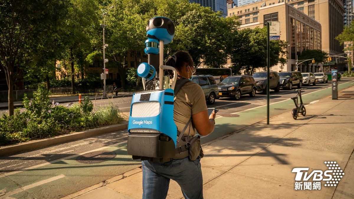 Google Maps最強導航！背20公斤「街景背包」　驚人月收入曝